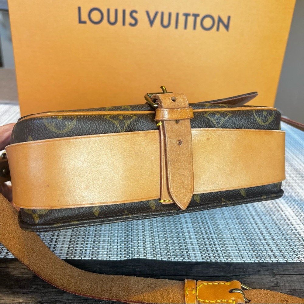 Louis Vuitton Vintage Cartouchiere MM Monogram Crossbody Bag - Picture 6 of 15
